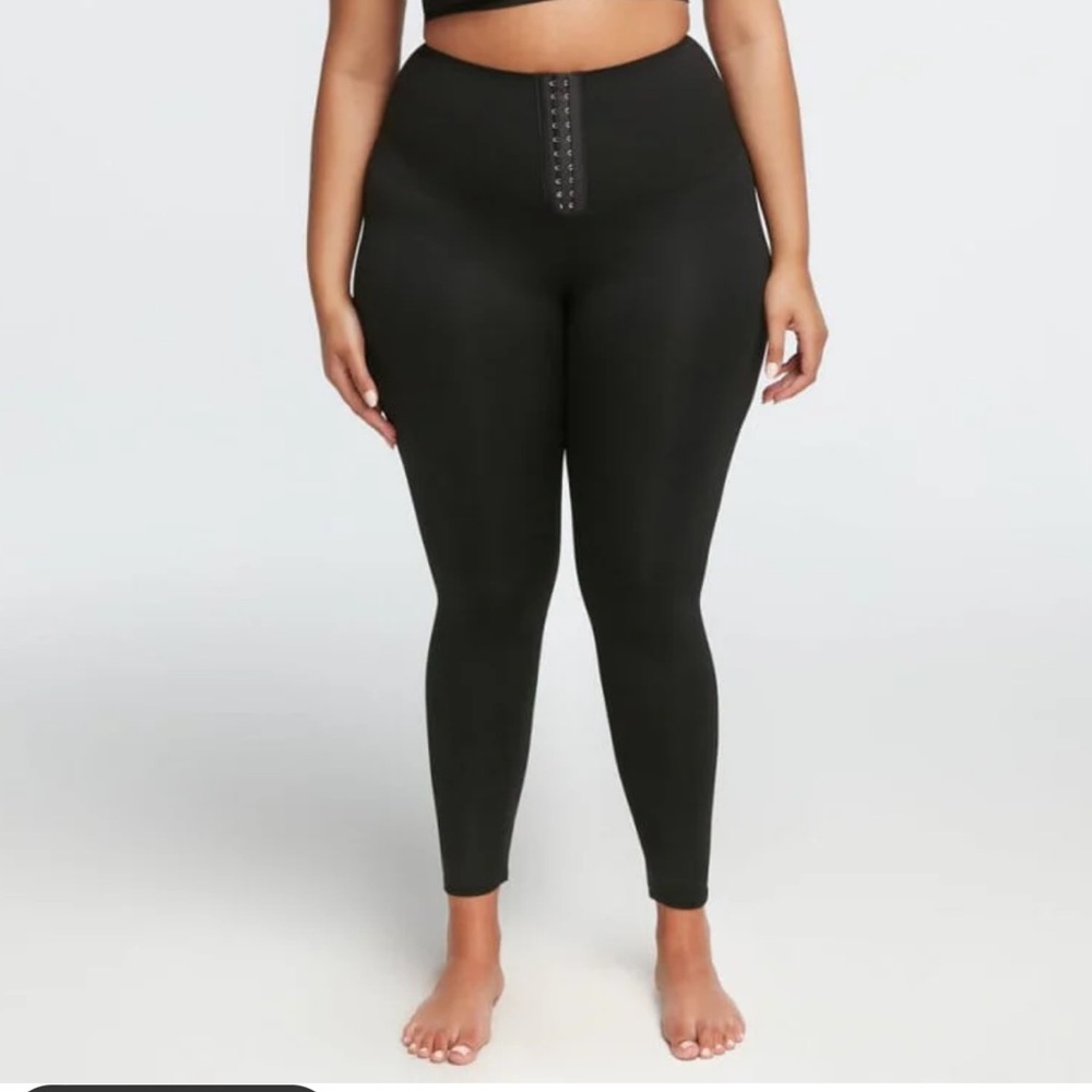 ActiveSculpt- Mid-Waist Leggings